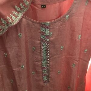 Charming Pakistani Pink Floral Dress with Scarf